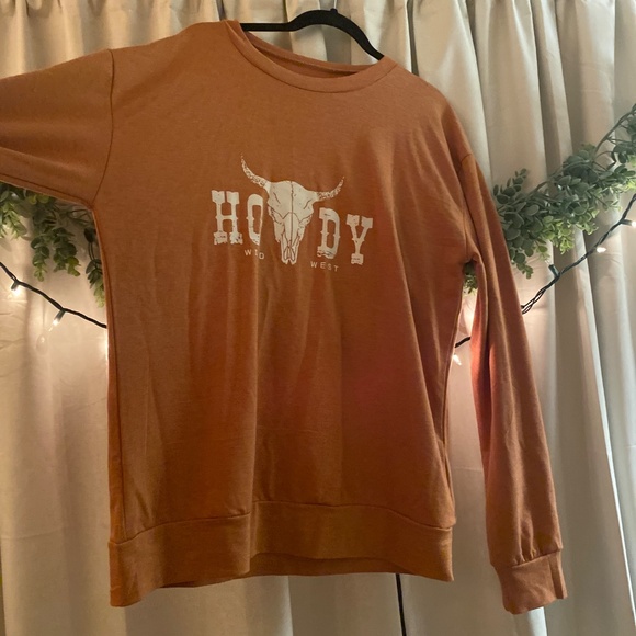 HOWDY 🤠 LONG SLEEVE - Picture 2 of 4
